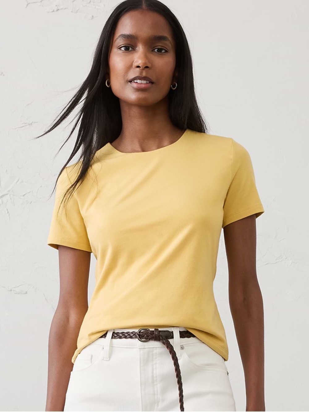 Banana Republic Short-Sleeve Crewneck Tee in Mustard Yellow